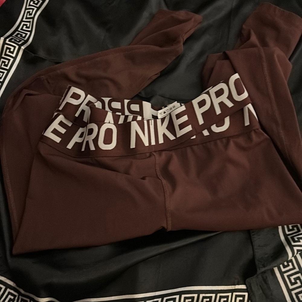 Brown cute never worn Nike tights